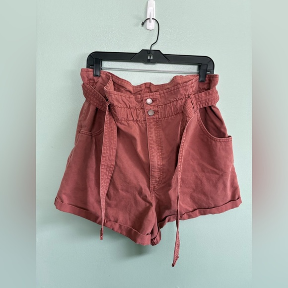 Abercrombie and Fitch Chino PINK Mauve Shorts Womens XL Paperbag Belt High Rise - Picture 1 of 7